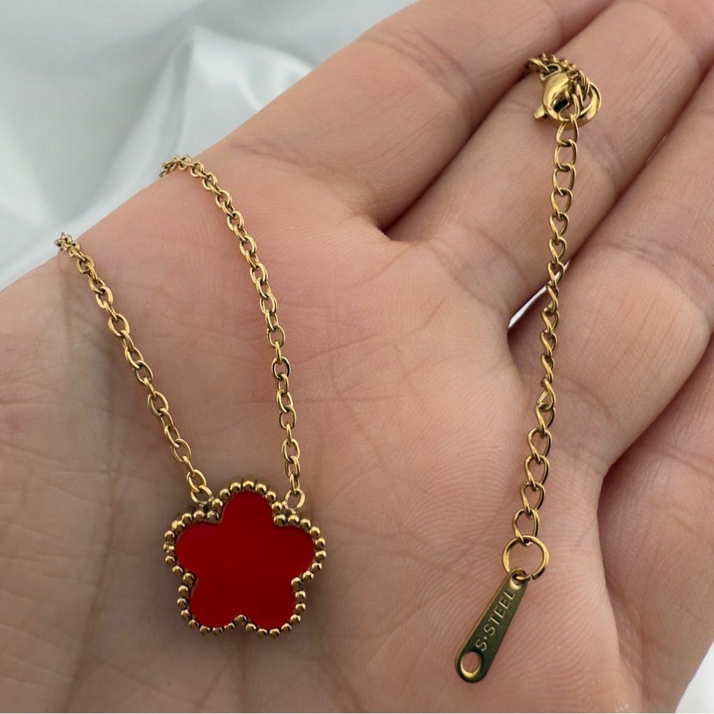 Alhambra Gold Stainless Steel One Motife Necklace with Red Flower Pendant - Picture 7 of 8